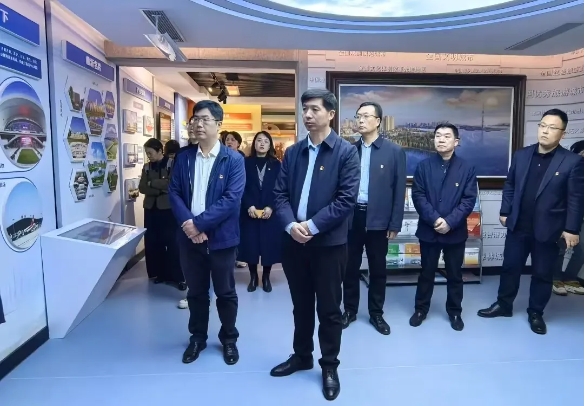 1745739483878416.png 微信截图_20250427153423.png